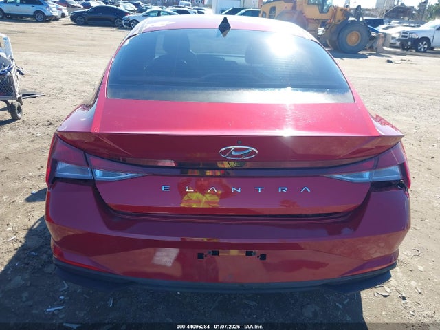 KMHLM4AG5MU212763 Hyundai ELANTRA SEL