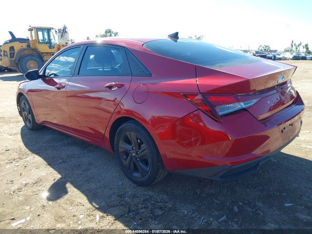 KMHLM4AG5MU212763 Hyundai ELANTRA SEL