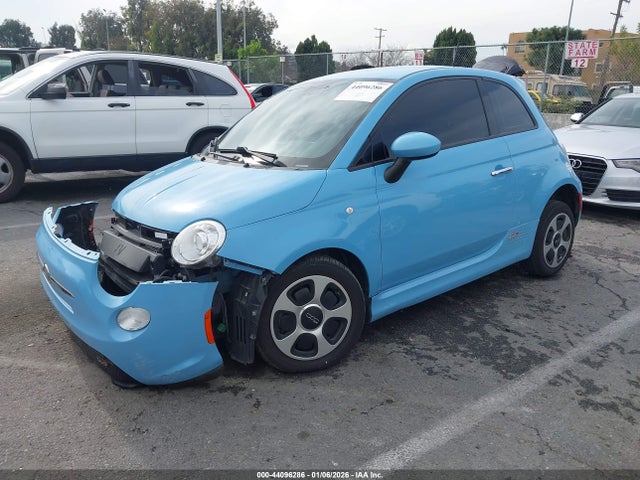 2015 FIAT 500E 3C3CFFGE0FT555501 Photo 1