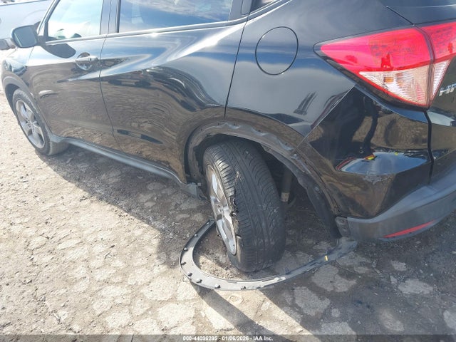 3CZRU5H38JM717889 Honda HR-V LX