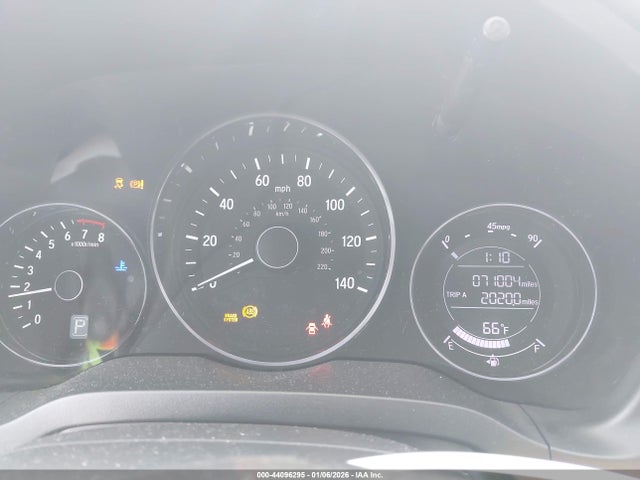 3CZRU5H38JM717889 Honda HR-V LX