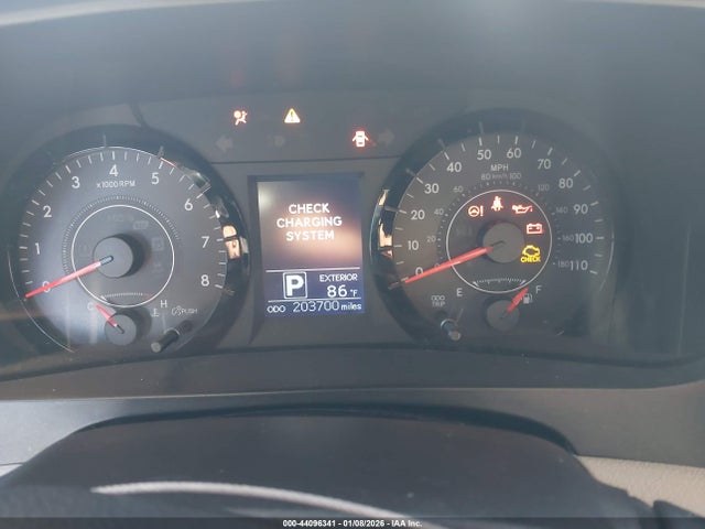 5TDKZ3DC8HS774543 Toyota Sienna Le 8 Passenger