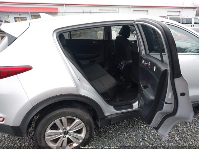 KIA Sportage Lx 2017 KNDPMCAC9H7111730 Image 8