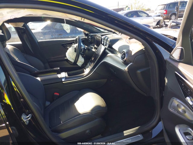 W1KAF4GB0SR240140 Mercedes-Benz C 300