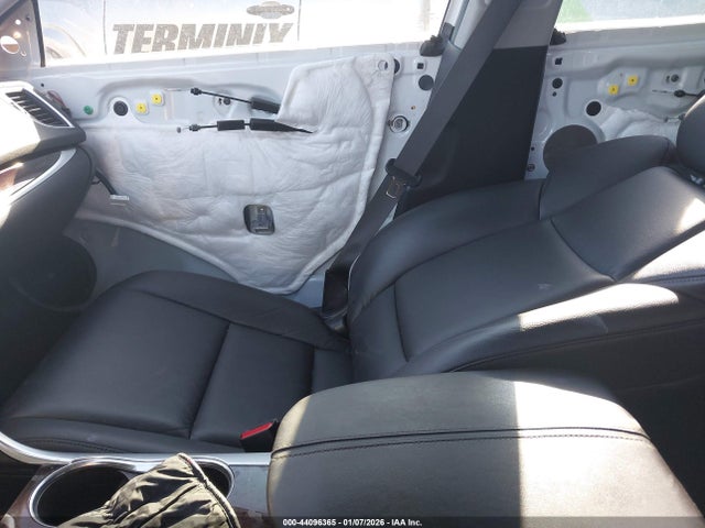 Acura TLX 2015 19UUB1F30FA025522 Image 5