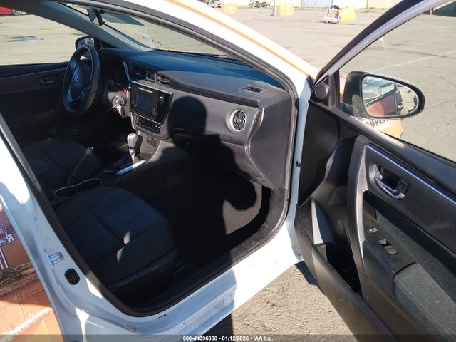 5YFBURHE9HP631252 Toyota COROLLA LE