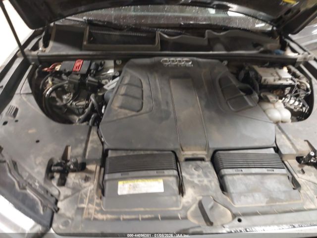 2019 AUDI Q7 WA1VAAF75KD003219 Photo 9