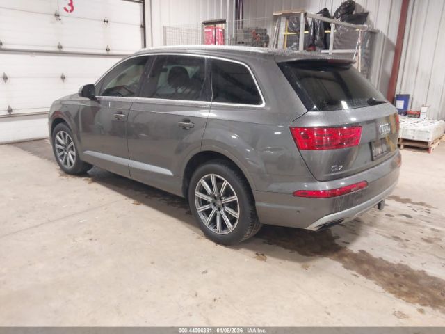 2019 AUDI Q7 WA1VAAF75KD003219 Photo 2