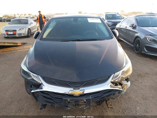 1G1BE5SM1K7120786 Chevrolet CRUZE LT
