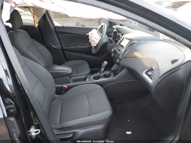 1G1BE5SM1K7120786 Chevrolet CRUZE LT