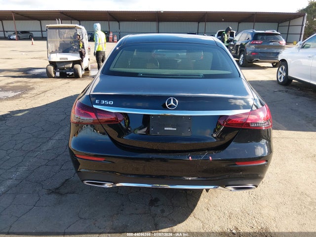 Mercedes-Benz E 350 2022 W1KZF8DB6NB090207 Image 17