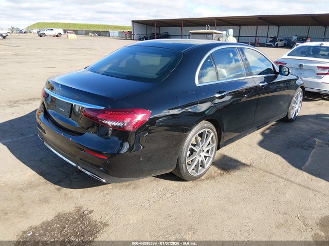 Mercedes-Benz E 350 2022 W1KZF8DB6NB090207 Image 4