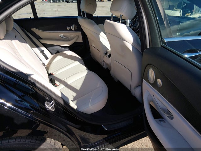 Mercedes-Benz E 350 2022 W1KZF8DB6NB090207 Image 8