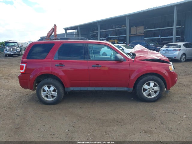 Продажа на аукционе авто 2010 Ford Escape Xlt, vin: 1FMCU0DG7AKD45858, номер лота: 44096439