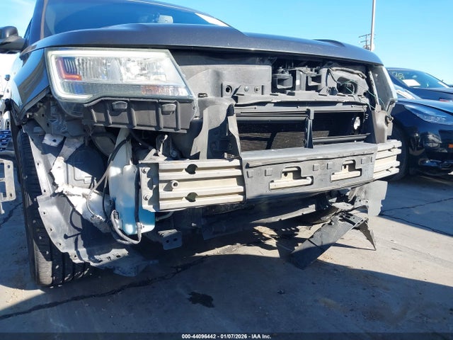 1FM5K7F87HGA16877 Ford Explorer Limited