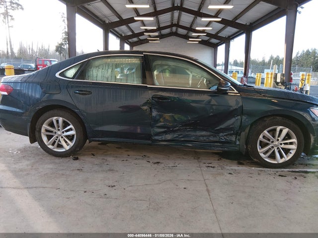 1VWWA7A32LC009484 Volkswagen Passat 2.0t Se