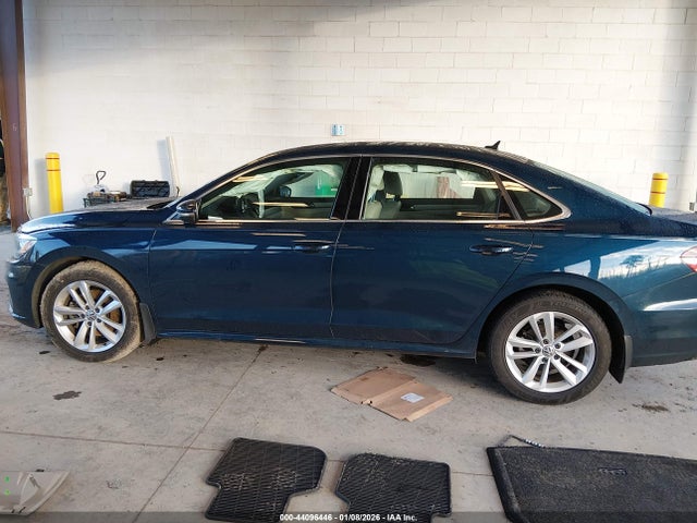 1VWWA7A32LC009484 Volkswagen Passat 2.0t Se