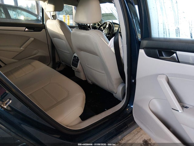 1VWWA7A32LC009484 Volkswagen Passat 2.0t Se