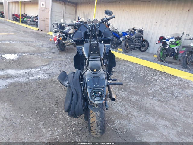 2021 HARLEY-DAVIDSON FXLRS 1HD1YWK27MB068884 Photo 5