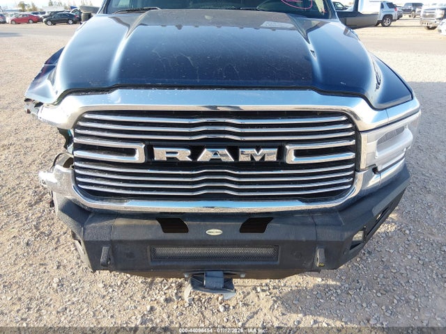 3C6UR5FLXPG523190 RAM 2500 Laramie 4x4 6&#039;4 Box