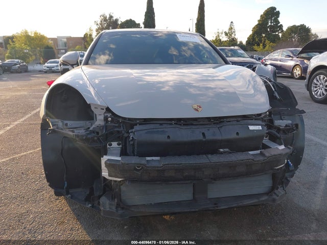 WP0AA2A78LL100102 Porsche Panamera 10 Years Edition/4/4 10 Years Edition