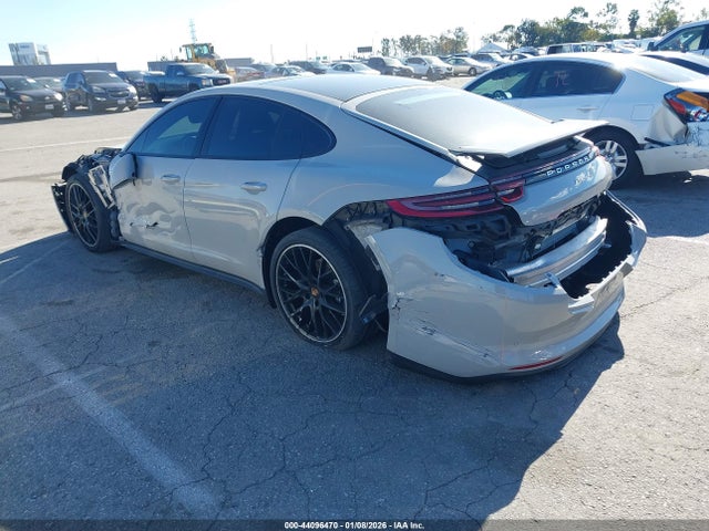 2020 PORSCHE PANAMERA WP0AA2A78LL100102 Photo 2