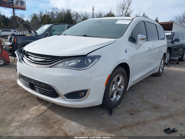 44096472 :رقم المزاد ، 2C4RC1N78JR214476 vin ، 2018 Chrysler Pacifica Hybrid Limited مزاد بيع