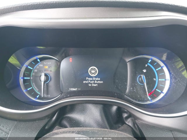44096472 :رقم المزاد ، 2C4RC1N78JR214476 vin ، 2018 Chrysler Pacifica Hybrid Limited مزاد بيع