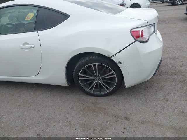 2013 SCION FR-S JF1ZNAA16D1717238 Photo 5