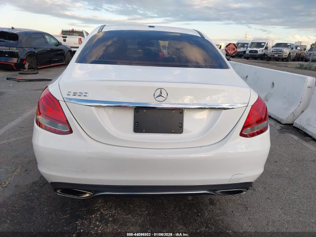 Mercedes-Benz C 300 2016 55SWF4JB8GU165837 Image 16