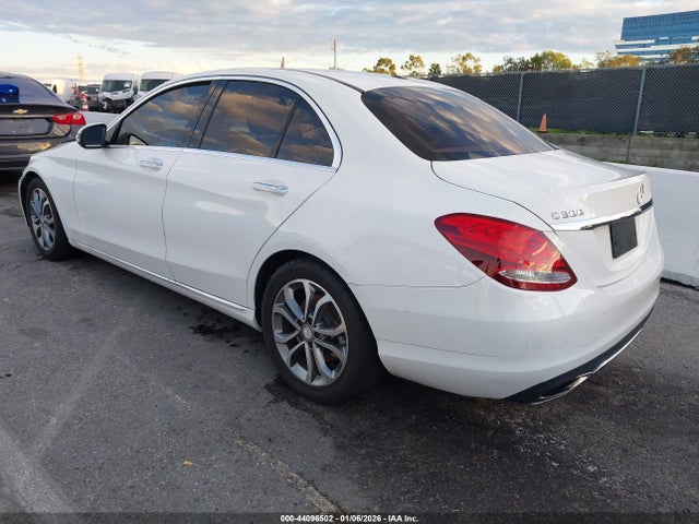 Mercedes-Benz C 300 2016 55SWF4JB8GU165837 Image 3