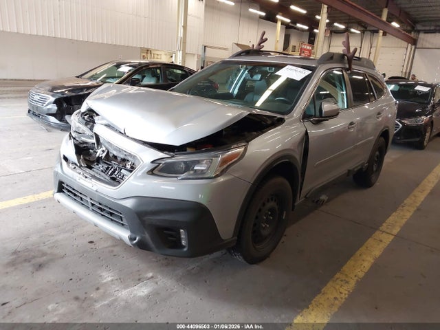 4S4BTANCXN3257340 Subaru Outback Limited