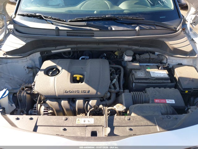 KNDJ23AU8L7068916 KIA SOUL LX