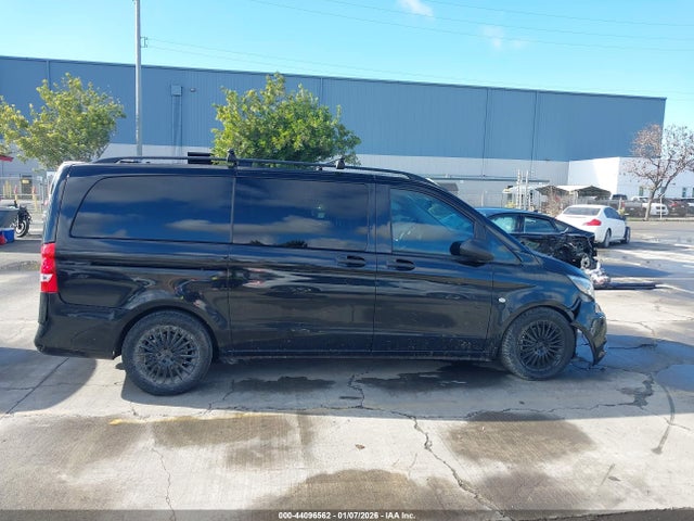 Mercedes-Benz Metris 2018 WD4PG2EEXJ3366807 Image 13