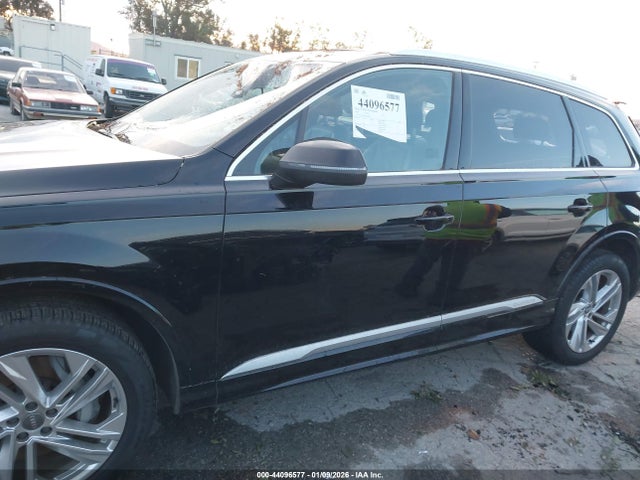 44096577 :رقم المزاد ، WA1AJAF76LD008221 vin ، 2020 Audi Q7 Premium 45 Tfsi Quattro Tiptronic مزاد بيع