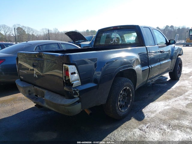 2008 MITSUBISHI RAIDER 1Z7HC22K58S609691 Photo 3