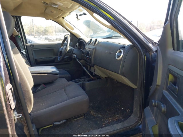 2008 MITSUBISHI RAIDER 1Z7HC22K58S609691 Photo 4