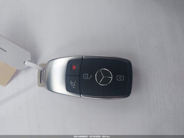 2019 Mercedes-benz C 300 4matic მანქანა იყიდება აუქციონზე, vin: 55SWF8EB2KU290598, აუქციონის ნომერი: 44096592