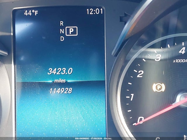 2019 Mercedes-benz C 300 4matic მანქანა იყიდება აუქციონზე, vin: 55SWF8EB2KU290598, აუქციონის ნომერი: 44096592