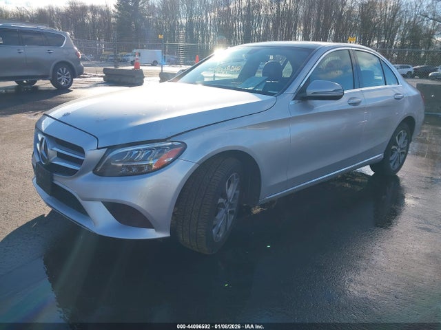 2019 Mercedes-benz C 300 4matic მანქანა იყიდება აუქციონზე, vin: 55SWF8EB2KU290598, აუქციონის ნომერი: 44096592