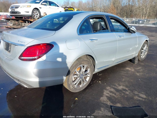 2019 Mercedes-benz C 300 4matic მანქანა იყიდება აუქციონზე, vin: 55SWF8EB2KU290598, აუქციონის ნომერი: 44096592