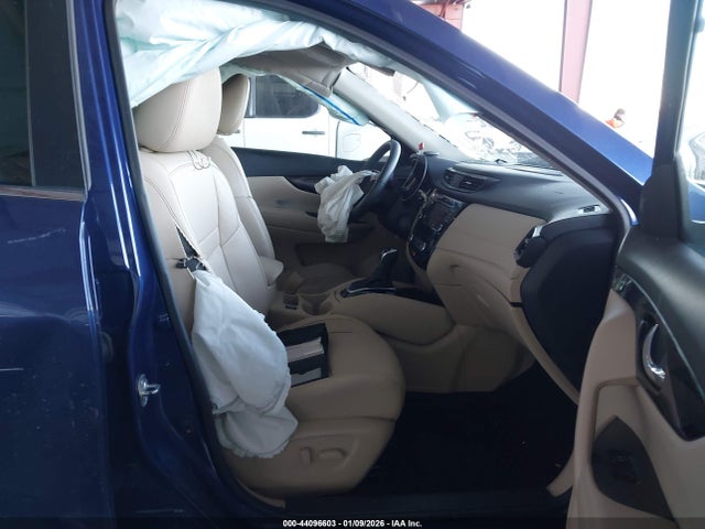 5N1AT2MT6KC815277 Nissan Rogue Sl