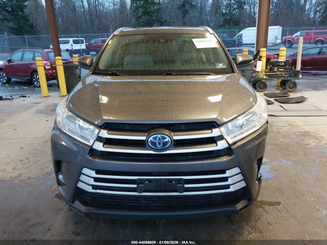 Toyota Highlander Hybrid Xle 2017 5TDJGRFH5HS030248 Image 12