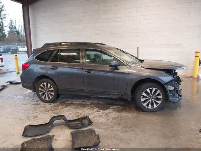4S4BSENCXH3420874 Subaru Outback 3.6r Limited