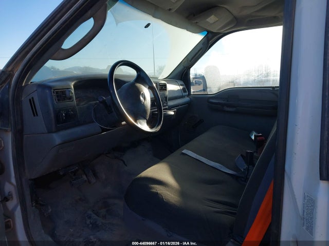 Продаж на аукціоні авто 2003 Ford F-450 Xl/xlt, vin: 1FDXF46S33EA32666, номер лоту: 44096667