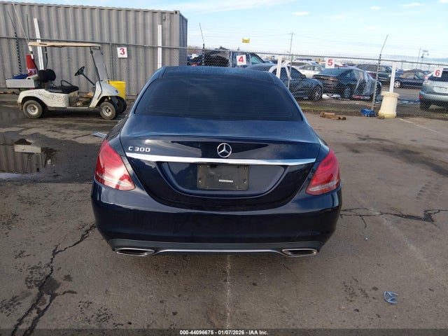 55SWF4JB8HU195647 Mercedes-Benz C 300