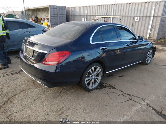 55SWF4JB8HU195647 Mercedes-Benz C 300