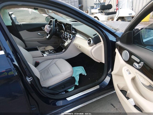 55SWF4JB8HU195647 Mercedes-Benz C 300
