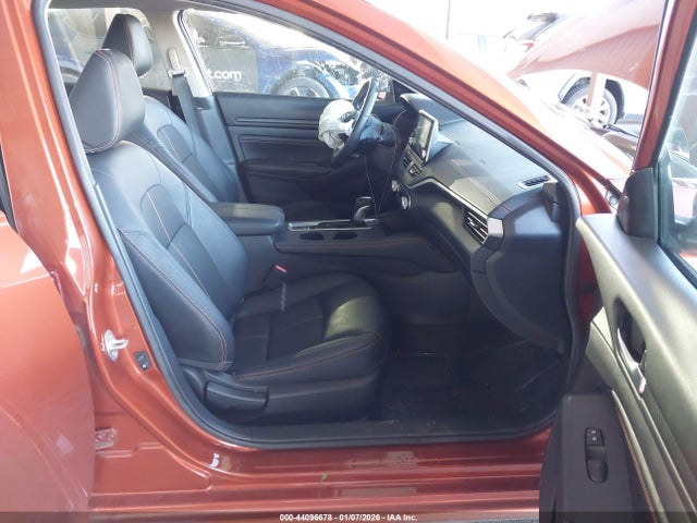 1N4BL4CW7KN301089 Nissan Altima 2.5 Sr