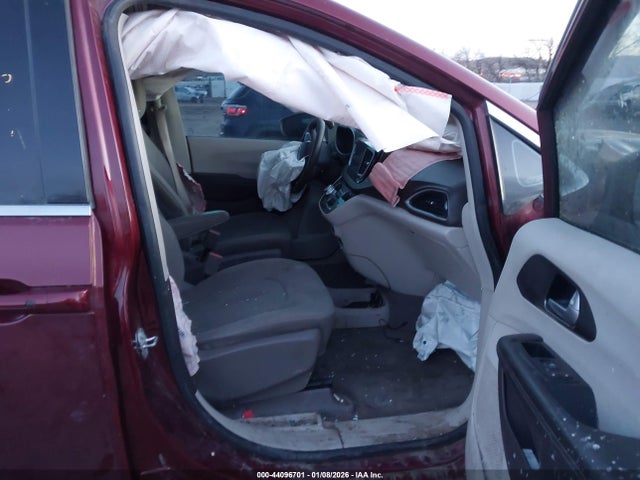 2017 CHRYSLER PACIFICA 2C4RC1DG8HR610905 Photo 4